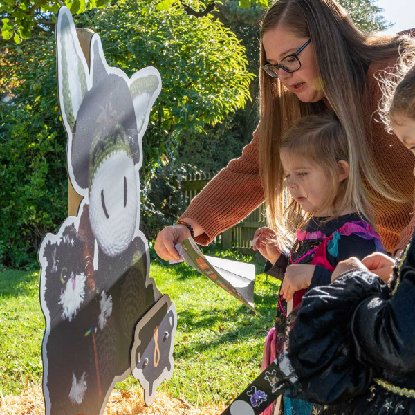 halloween trail with mum and child