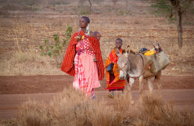 Masaai woman and children